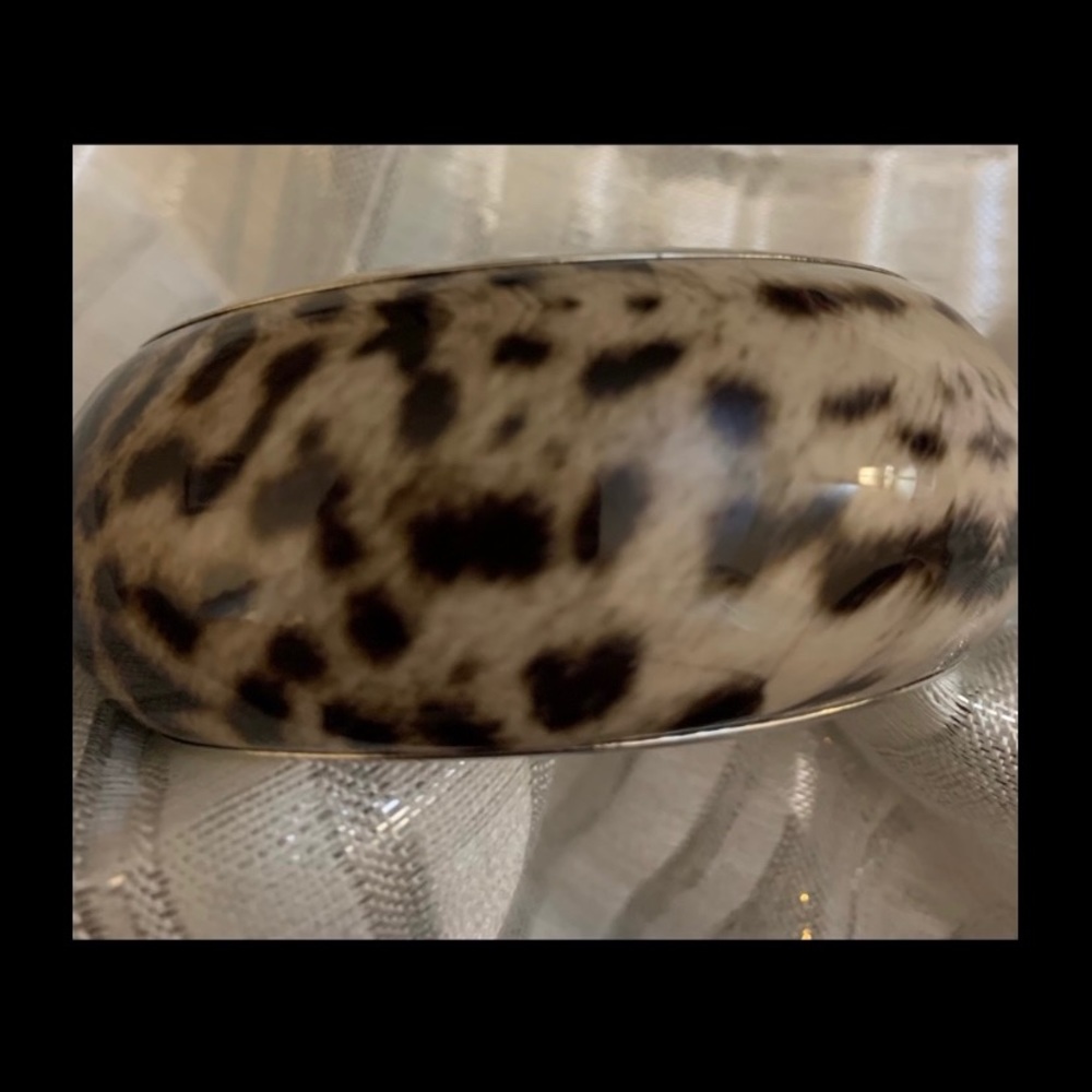Animal print bangle bracelet